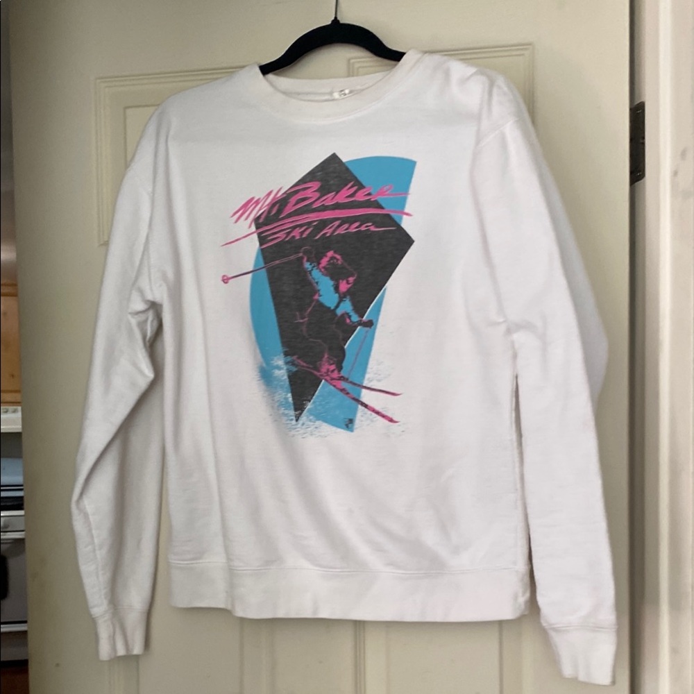 Vintage Mt. Baker Ski Crewneck White Sweatshirt